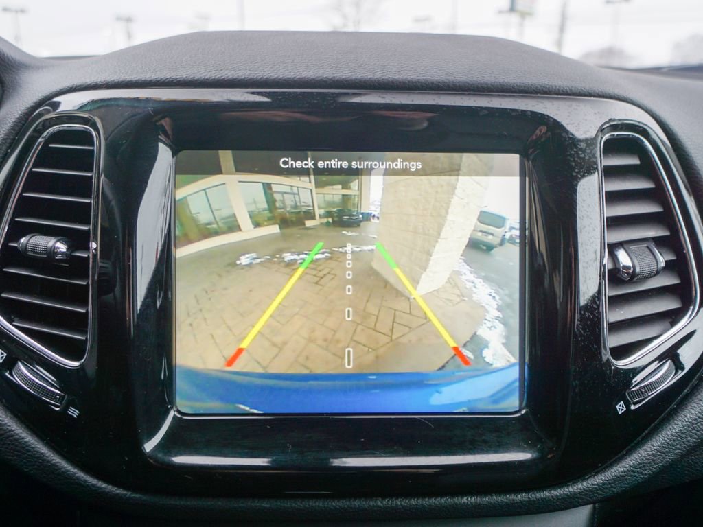 Used 2018 Jeep Compass Limited image 22