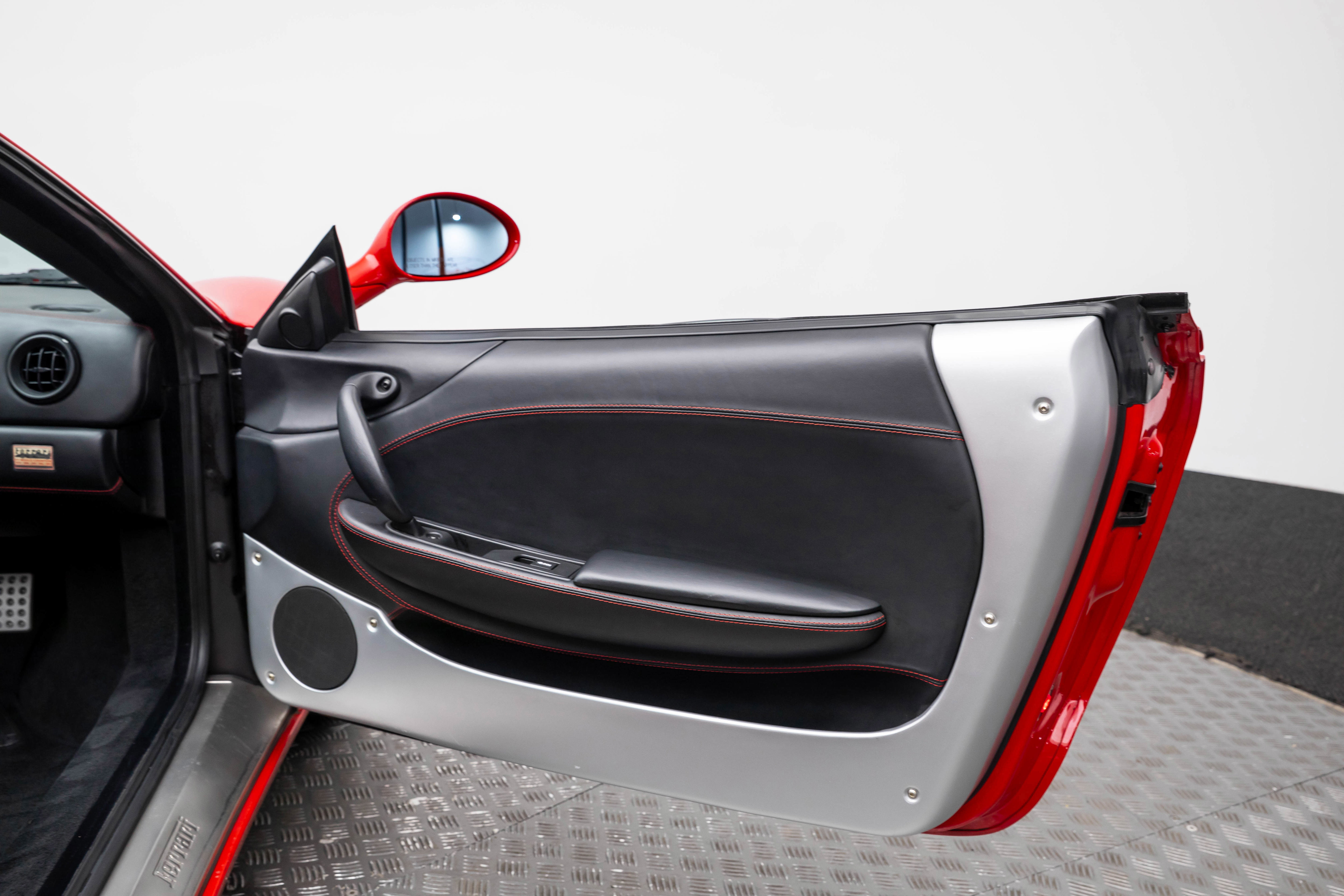 Used 2004 Ferrari 360 Spider image 30