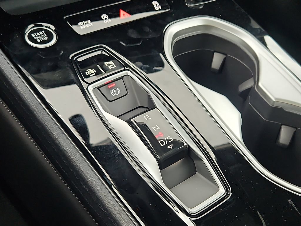 New 2026 Audi A6 Premium Plus AWD/4WD image 21
