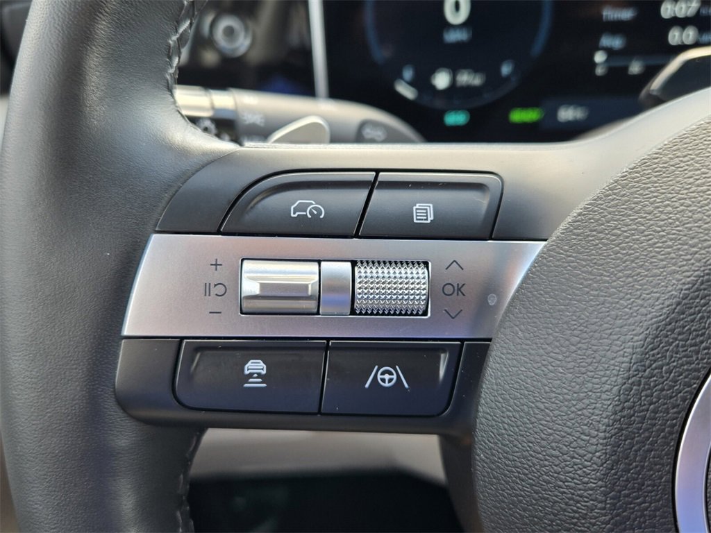 Certified 2025 Hyundai Tucson Limited image 25