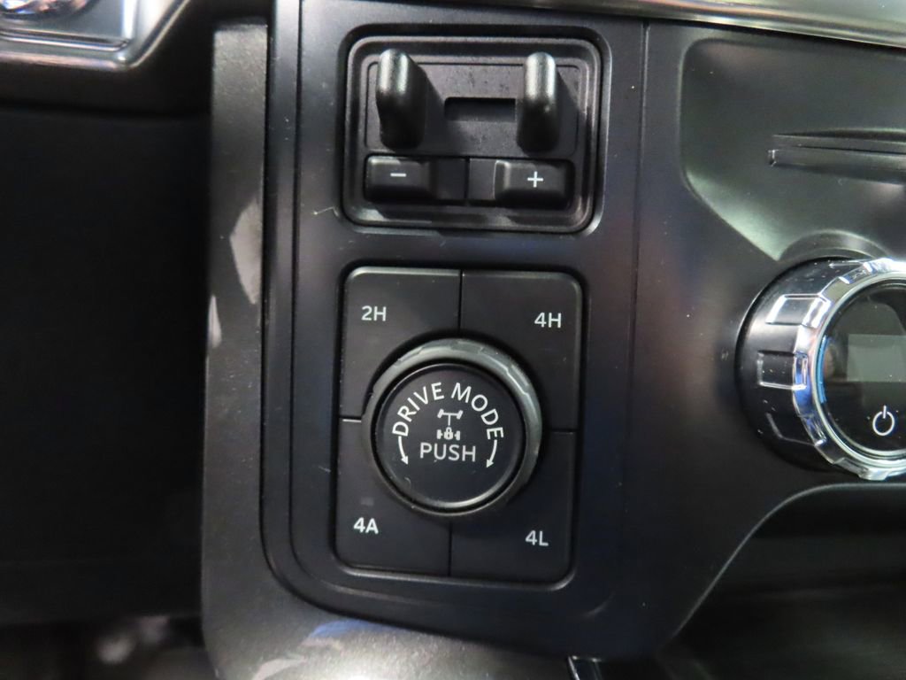 Used 2021 Ford F150 Lariat w/ Equipment Group 502A High image 55