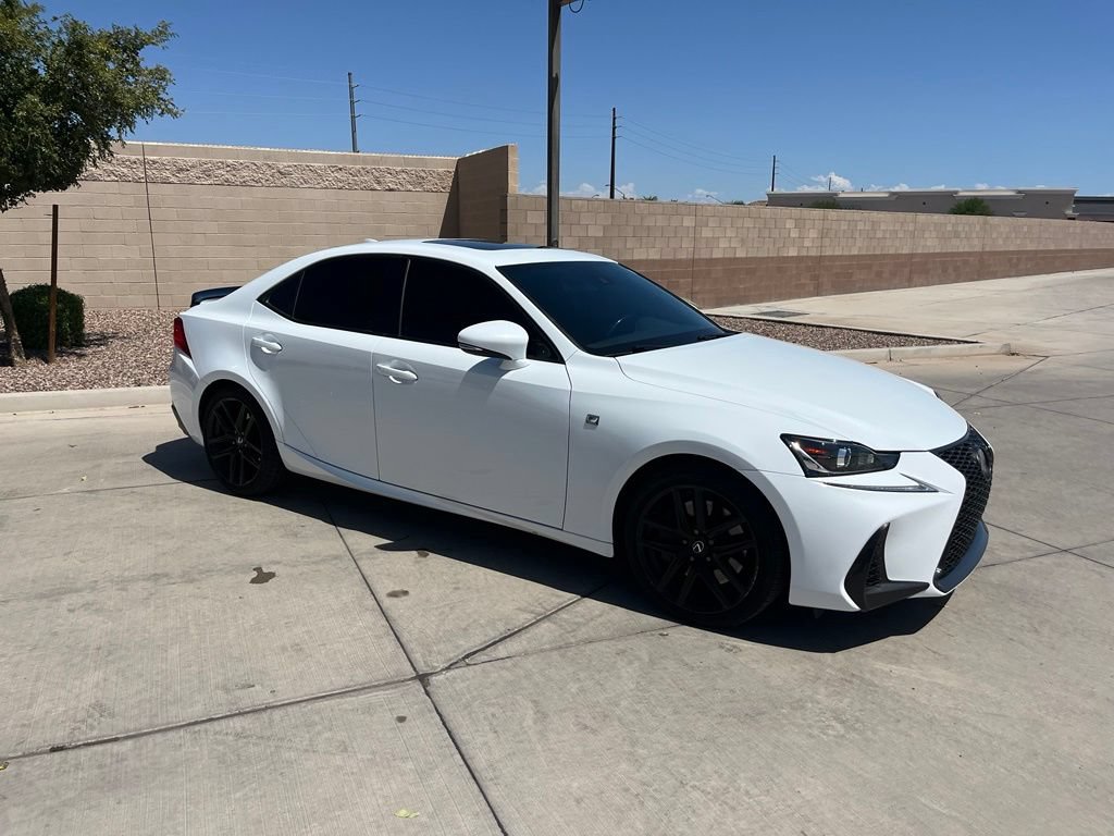 Used 2020 Lexus IS 350 F Sport w/ F Sport Package RWD image 4