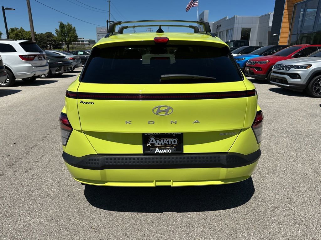 Used 2024 Hyundai Kona SEL FWD image 8