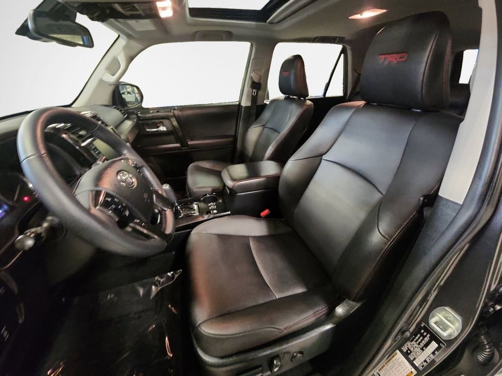 Used 2021 Toyota 4Runner Venture w/ Moonroof Package image 12