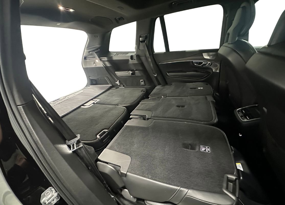 Used 2018 Volvo XC90 T6 R-Design w/ Convenience Package image 16