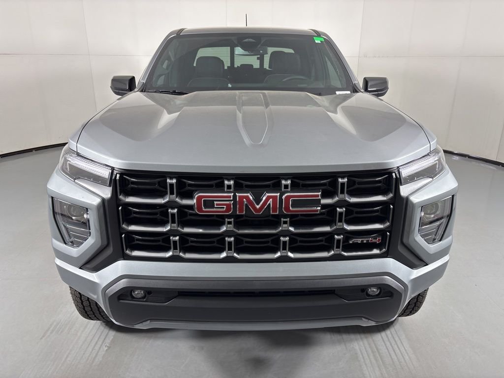 Used 2026 GMC Canyon AT4 AWD/4WD image 3