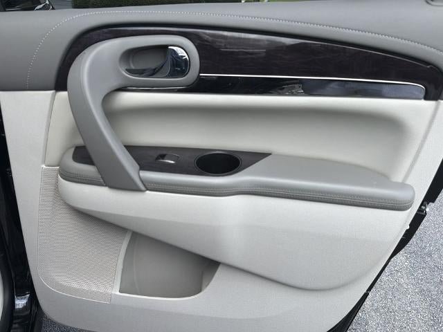 Used 2017 Buick Enclave Premium w/ Experience Buick Package FWD image 15