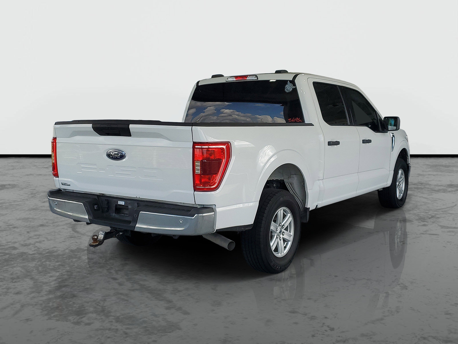 Used 2022 Ford F150 XLT w/ Equipment Group 301A Mid AWD/4WD image 2