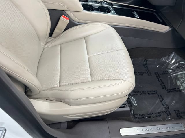 Used 2023 Lincoln Corsair AWD w/ Equipment Group 101A image 25
