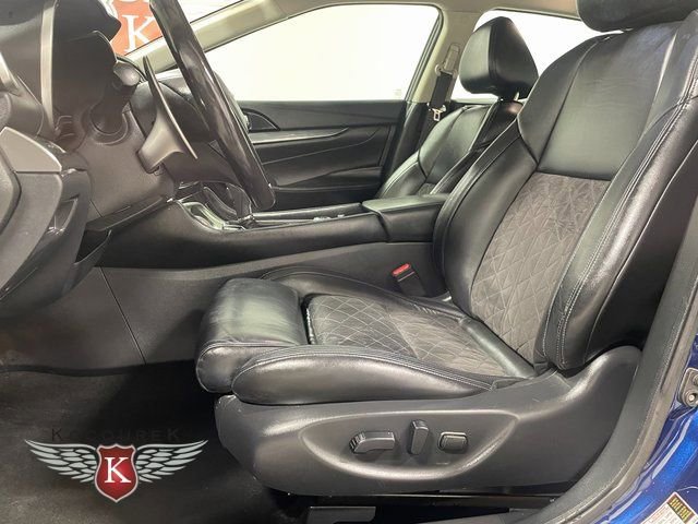 Used 2017 Nissan Maxima SR image 12