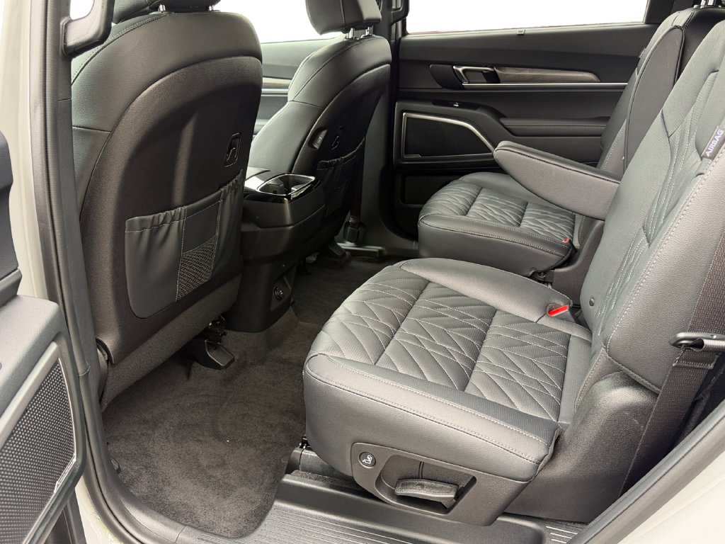 Used 2025 Kia Telluride EX X-Line AWD/4WD image 12
