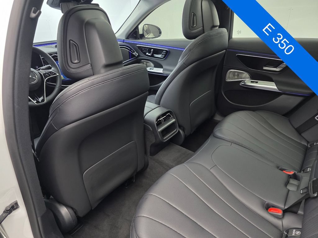 Used 2025 Mercedes-Benz E 350 Sedan image 15
