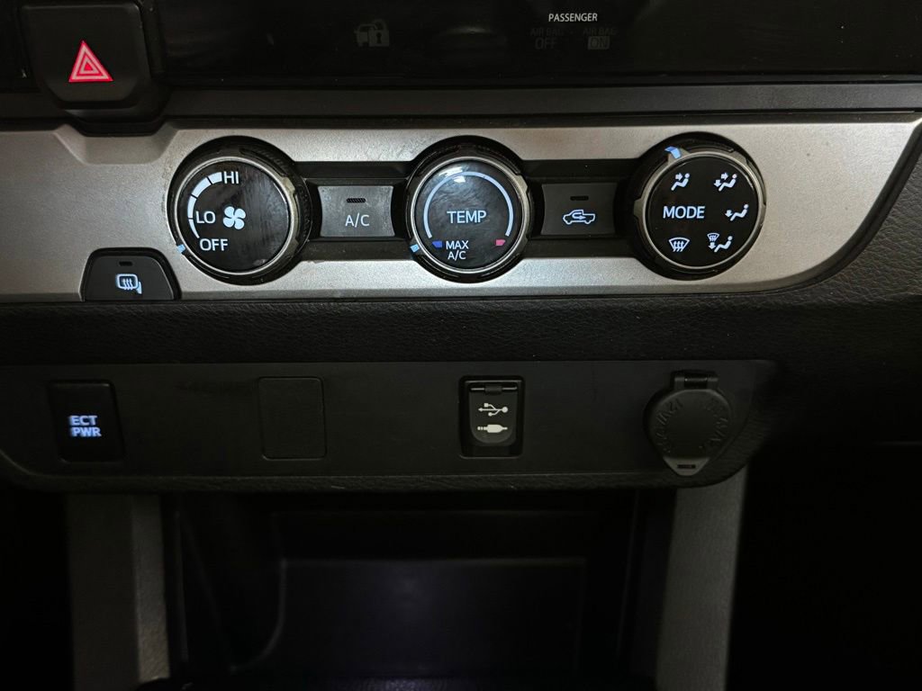 Used 2017 Toyota Tacoma SR RWD image 17