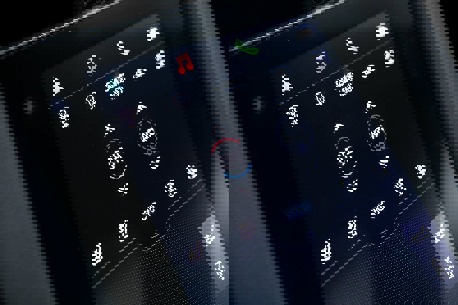 Certified 2025 Porsche Taycan 4S image 21