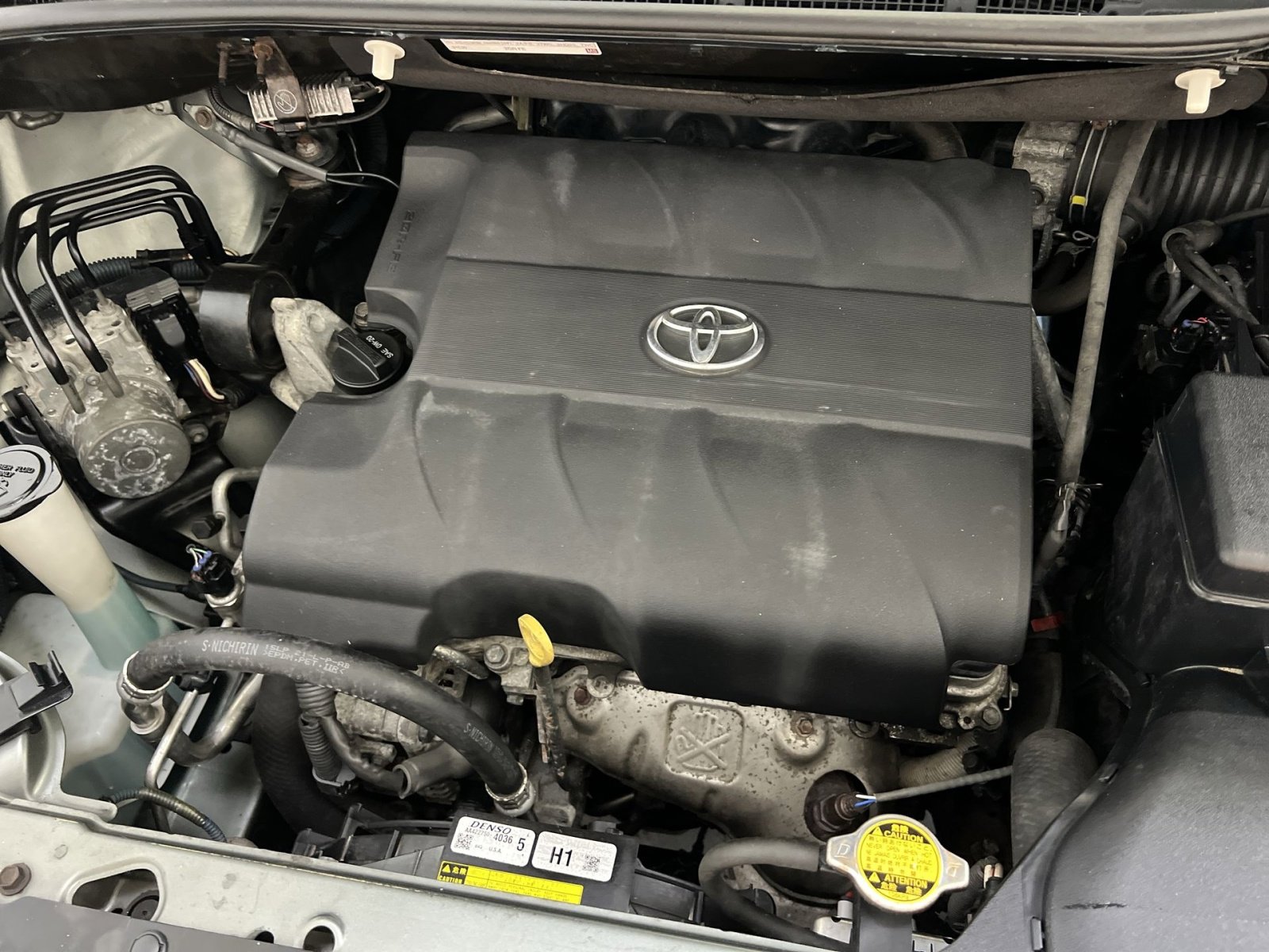 Used 2013 Toyota Sienna XLE FWD image 27