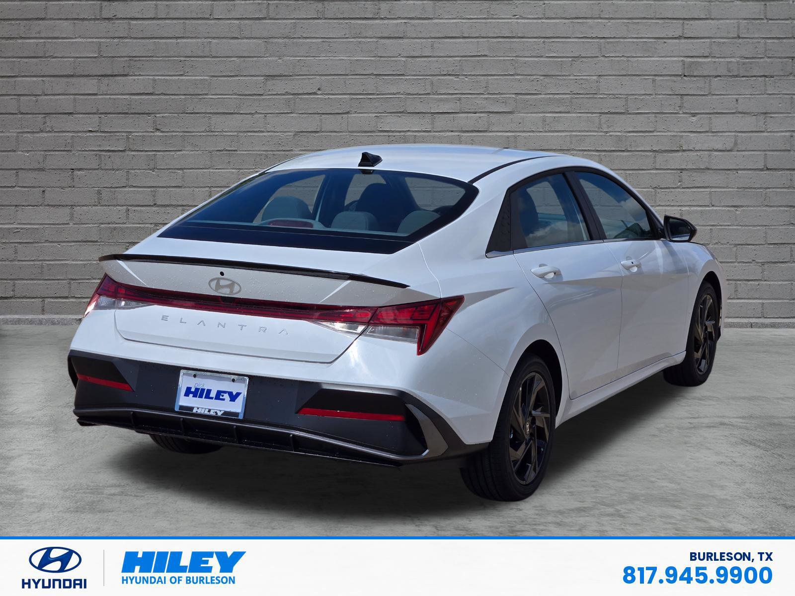New 2026 Hyundai Elantra SEL Sport Premium FWD image 4