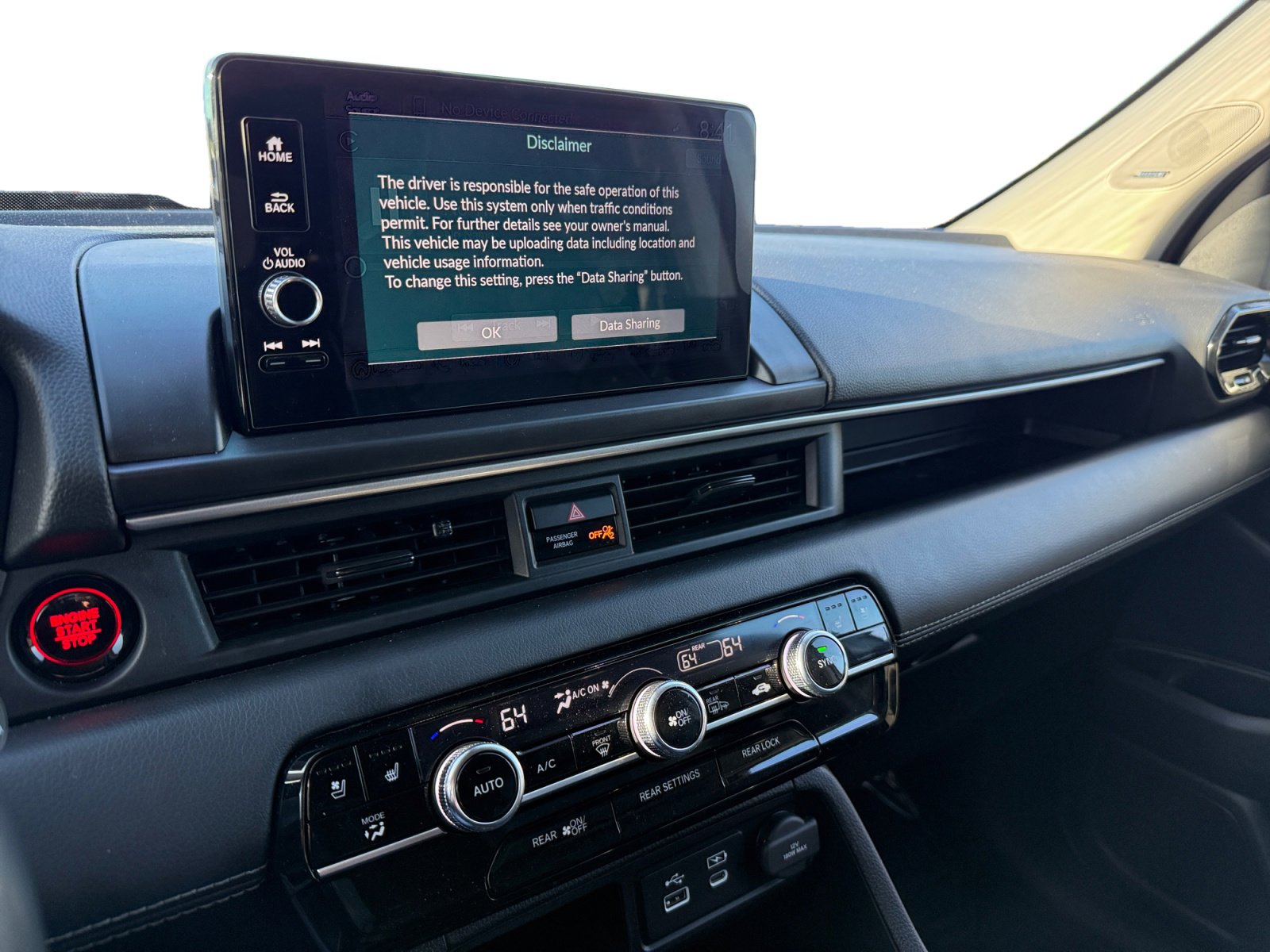 Used 2025 Honda Pilot Elite image 12