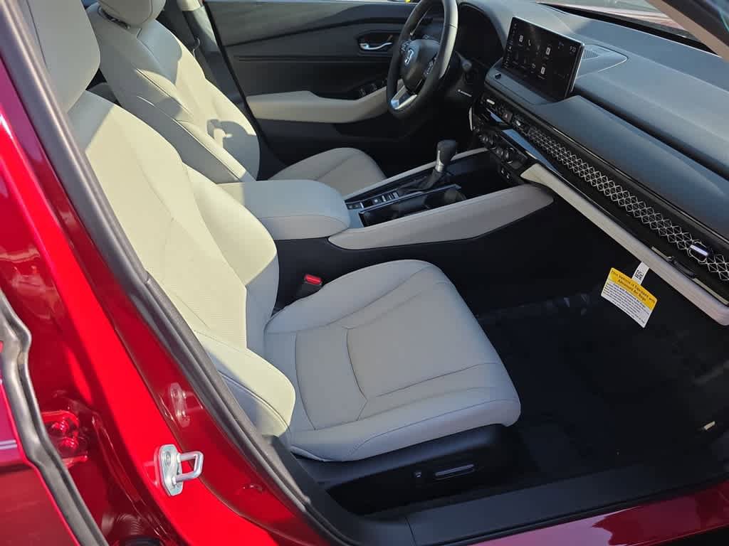 Certified 2025 Honda Accord Touring image 14