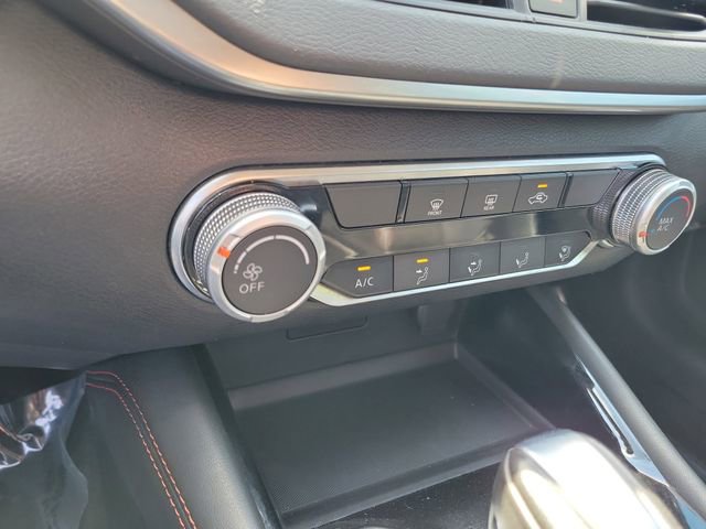 Used 2024 Nissan Altima 2.5 SR image 20