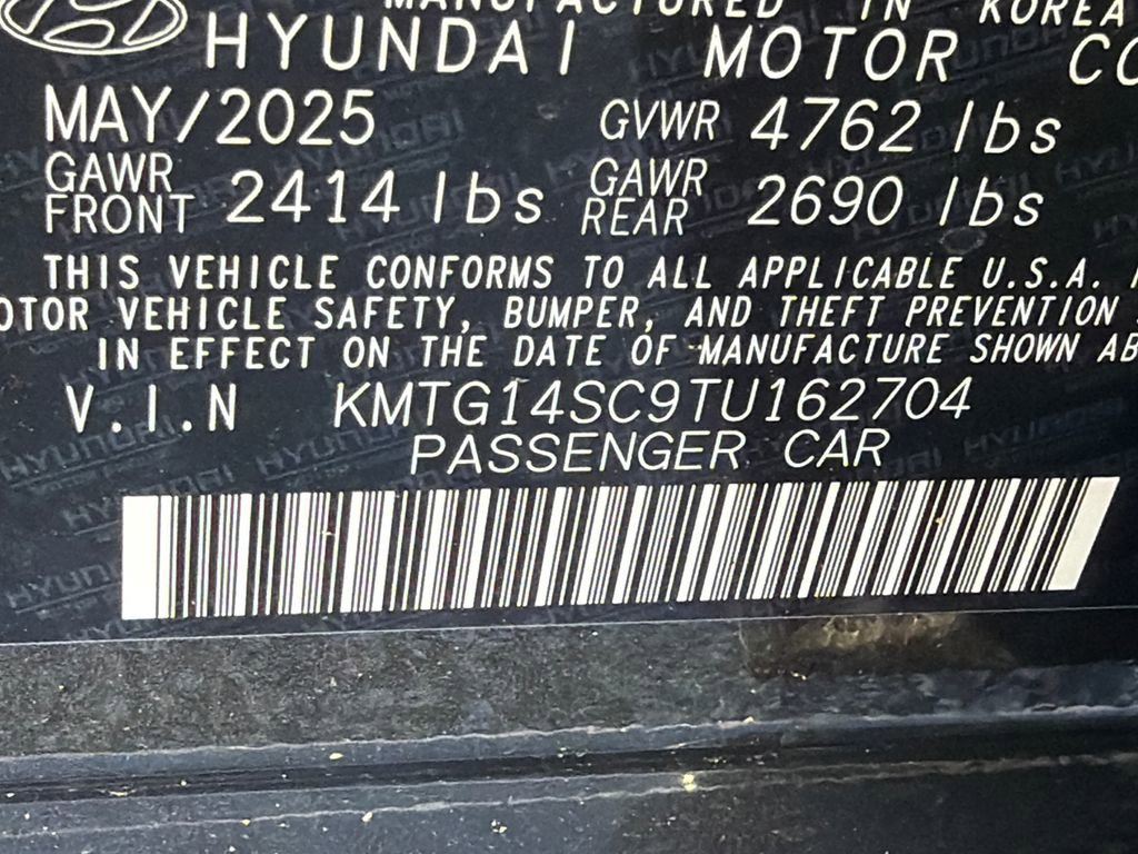 New 2026 Genesis G70 2.5T image 32