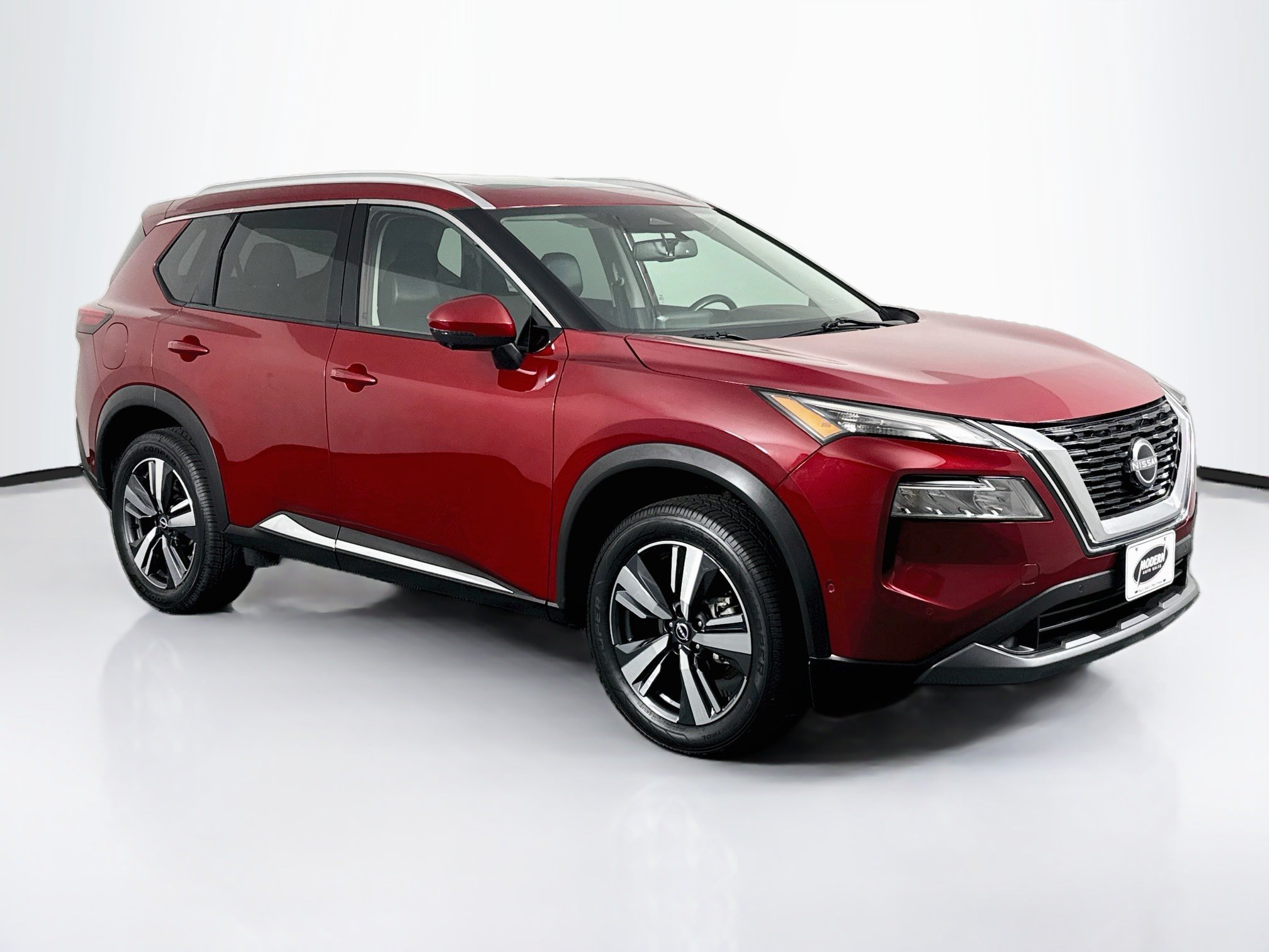 Used 2023 Nissan Rogue SL w/ SL Premium Package AWD/4WD image 2
