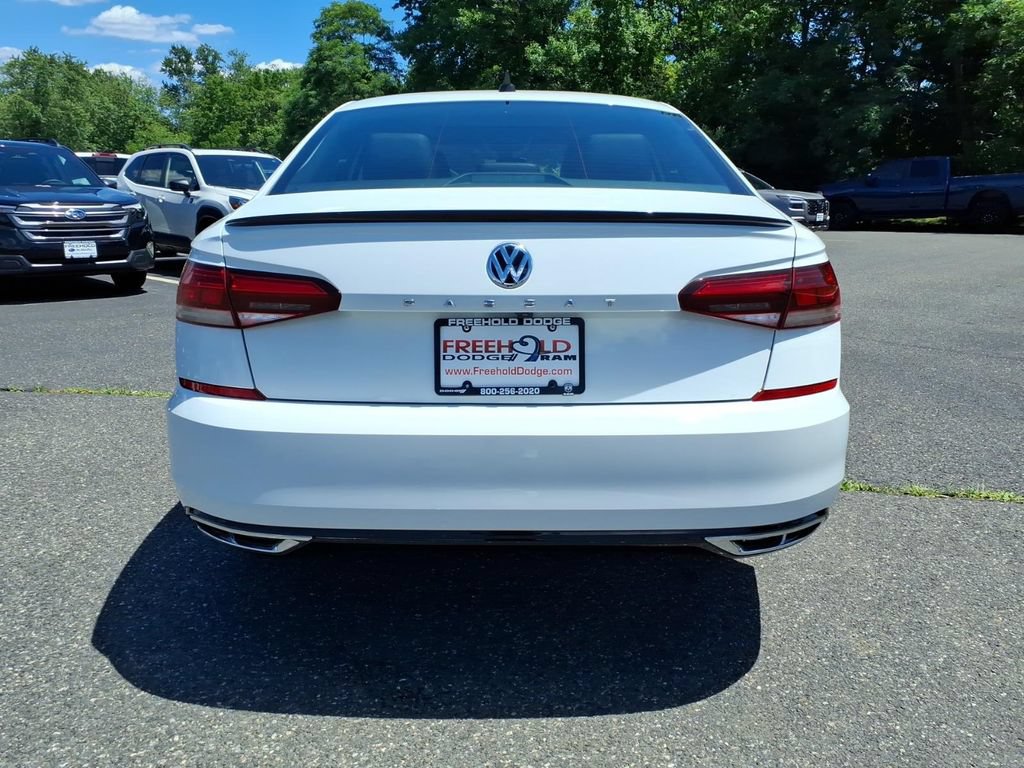 Used 2020 Volkswagen Passat 2.0T R-Line FWD image 18