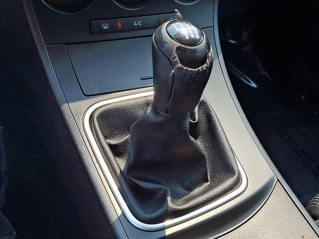 Used 2012 MAZDA MAZDA3 s Touring FWD image 20