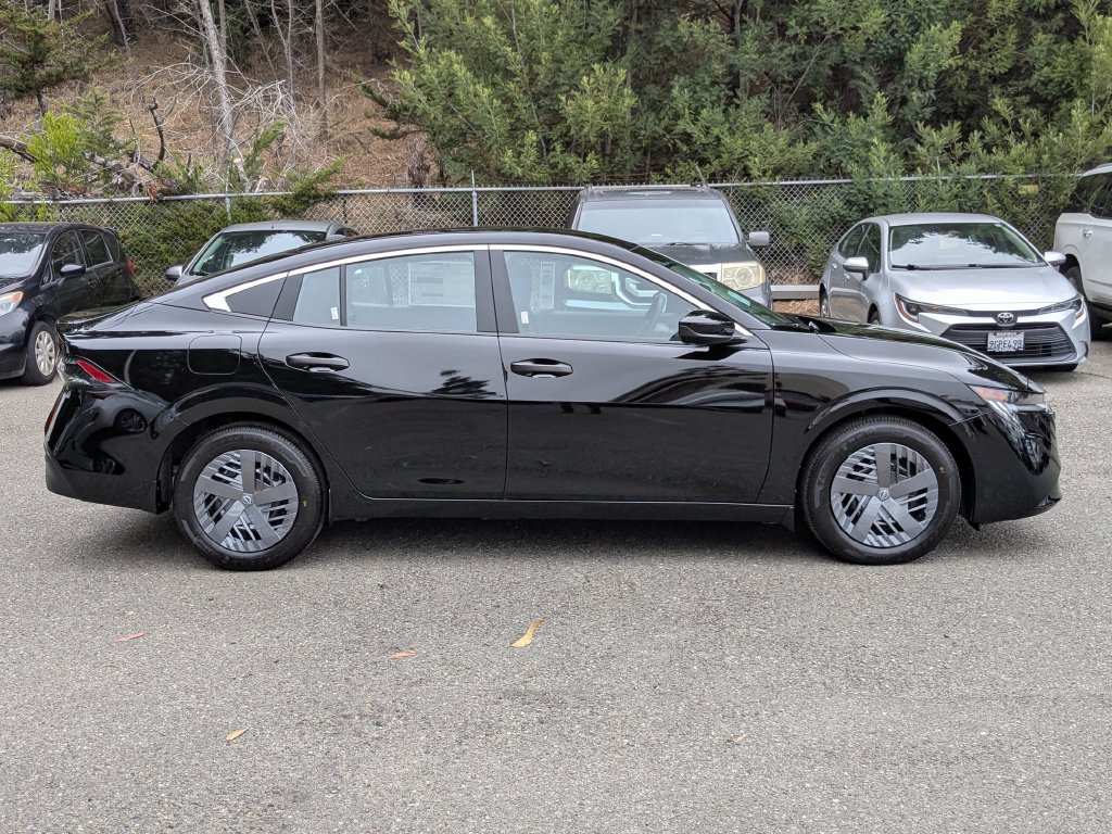 New 2027 Nissan Sentra S w/ Floor Mat Package FWD image 4