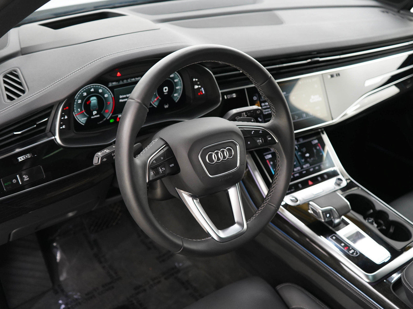 Used 2025 Audi Q7 3.0T Prestige AWD/4WD image 21