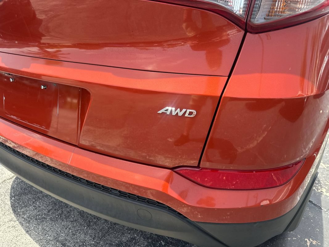 Used 2016 Hyundai Tucson SE w/ Option Group 02 AWD/4WD image 14