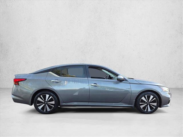 Used 2019 Nissan Altima 2.5 SL FWD image 4