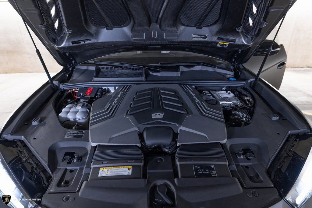 Used 2024 Lamborghini Urus S AWD/4WD image 4