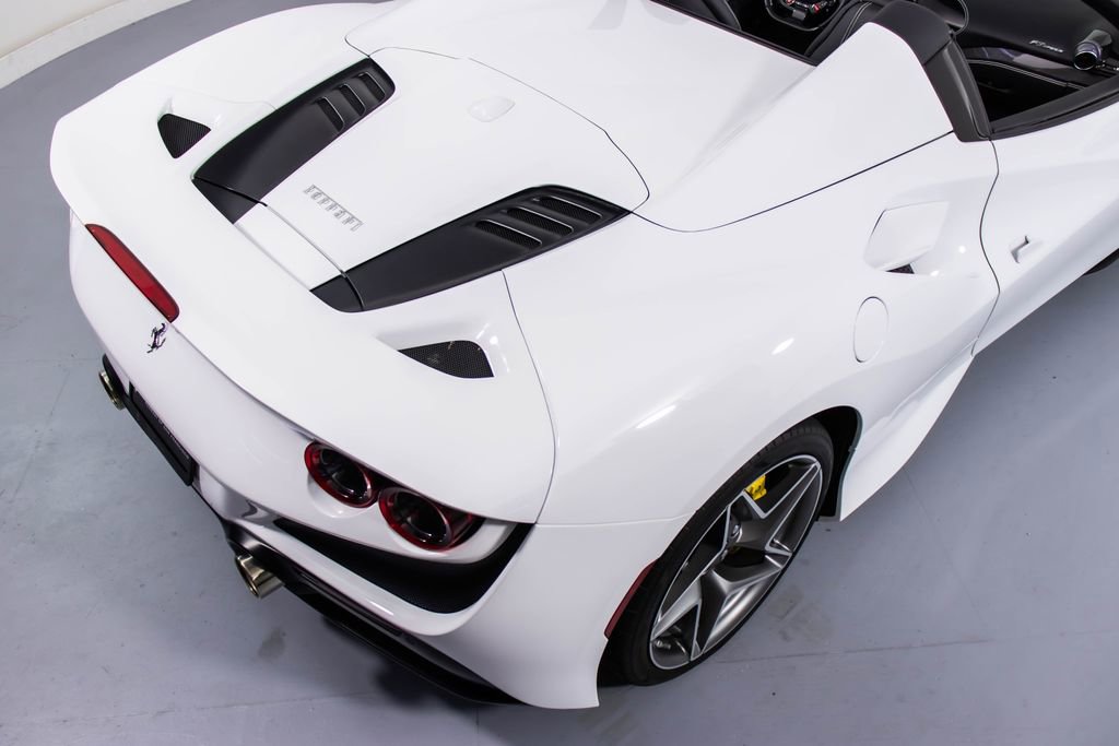 Certified 2022 Ferrari F8 Tributo image 21