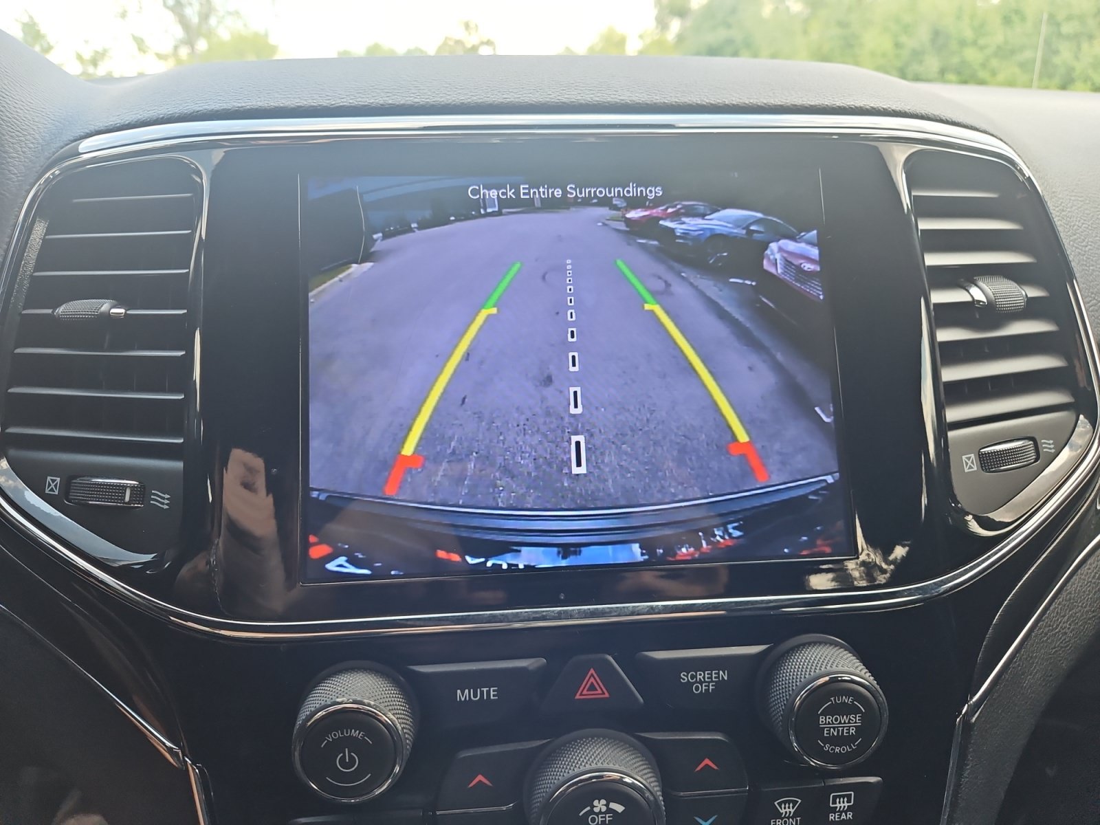 Used 2019 Jeep Grand Cherokee Trailhawk AWD/4WD image 19