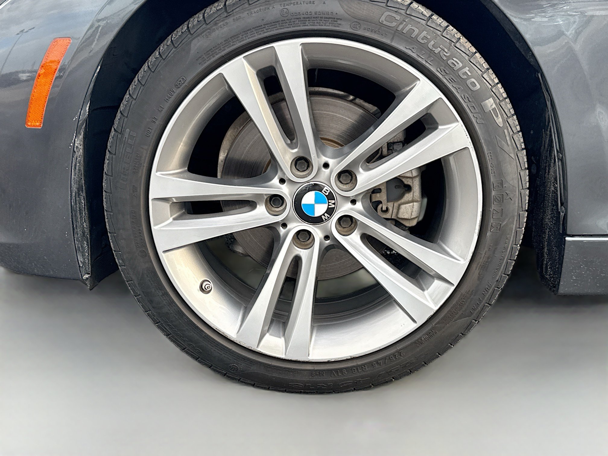 Used 2017 BMW 330i Sedan RWD image 40