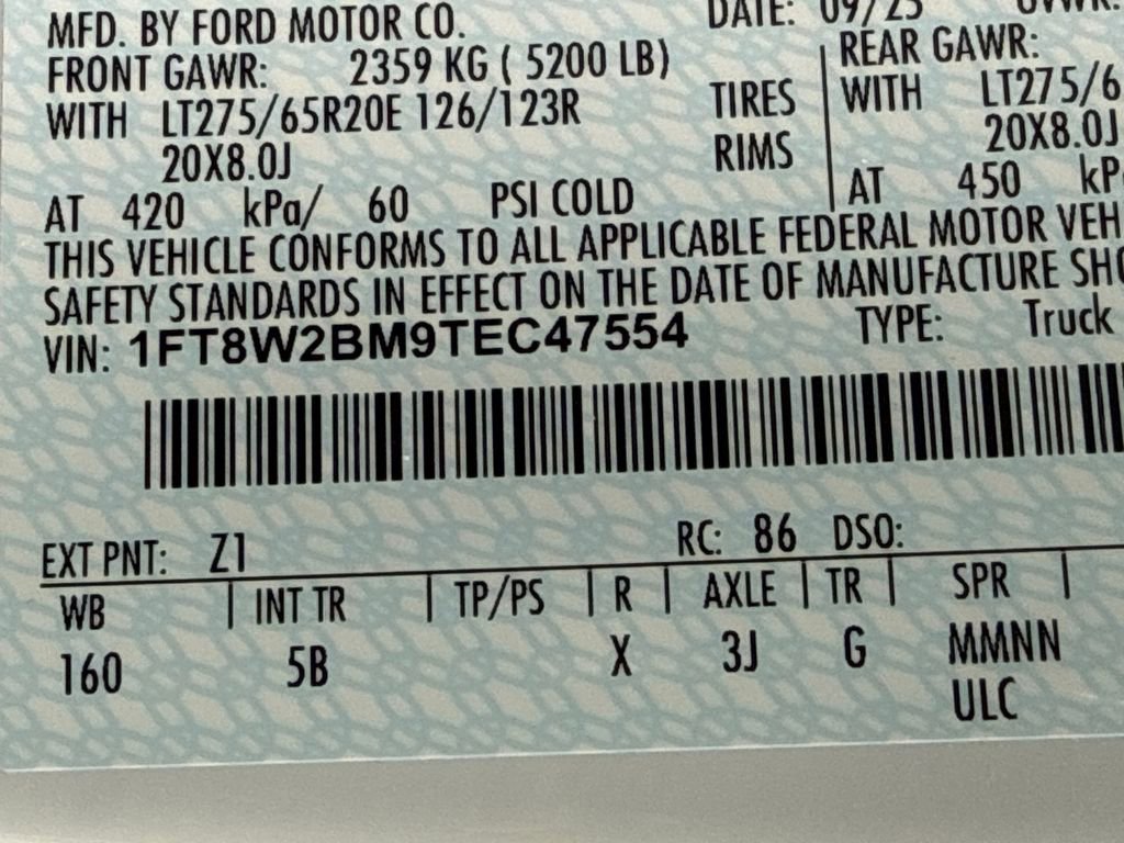 New 2026 Ford F250 Lariat w/ Black Appearance Package image 32