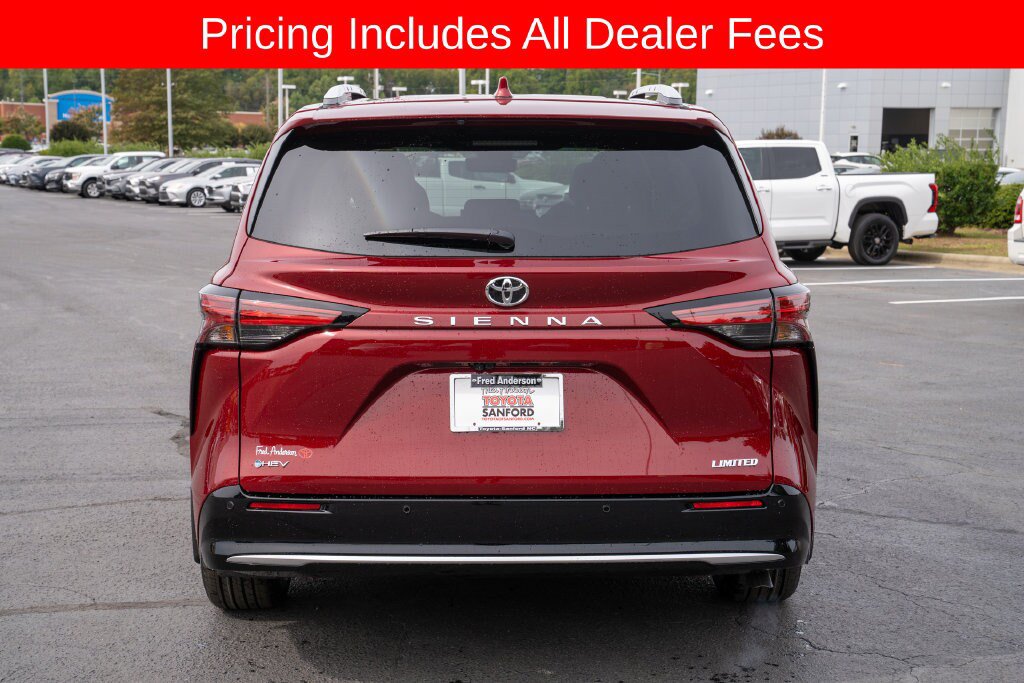 New 2026 Toyota Sienna Limited FWD image 5