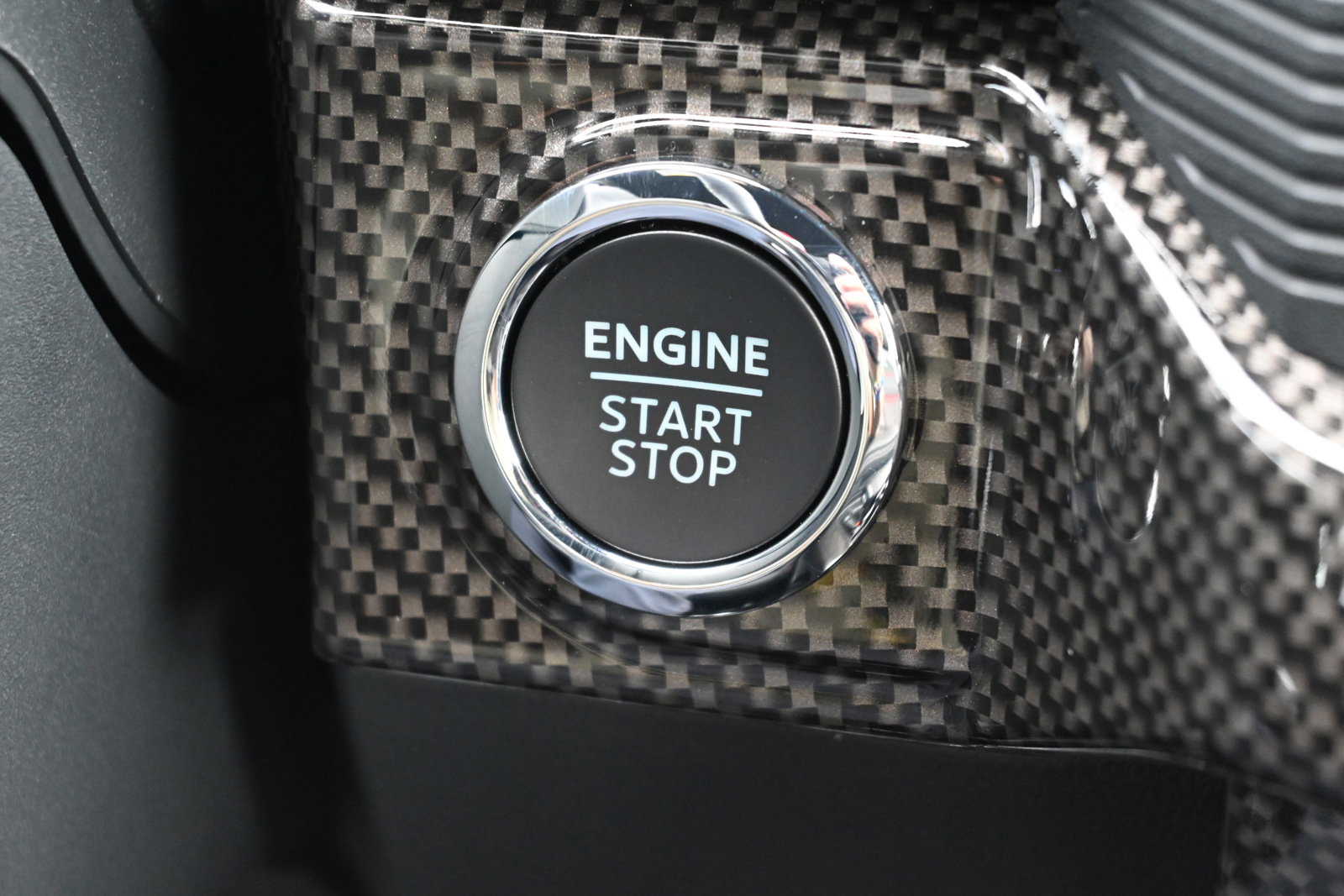 New 2025 Ford F150 Lariat w/ Equipment Group 502A High image 19