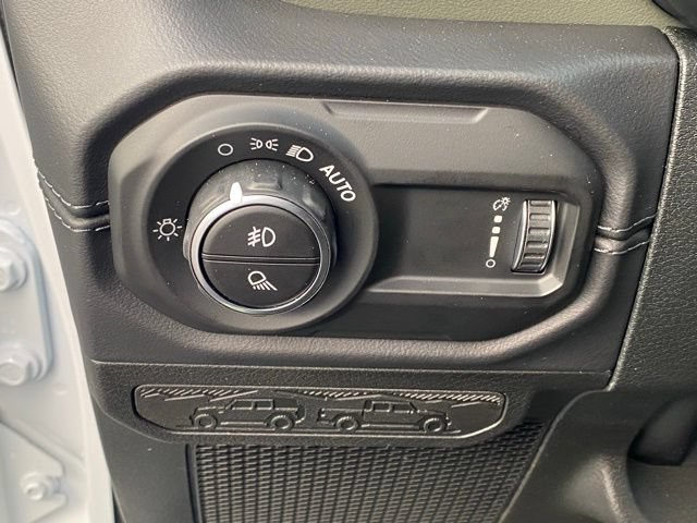 New 2026 Jeep Gladiator Mojave AWD/4WD image 28