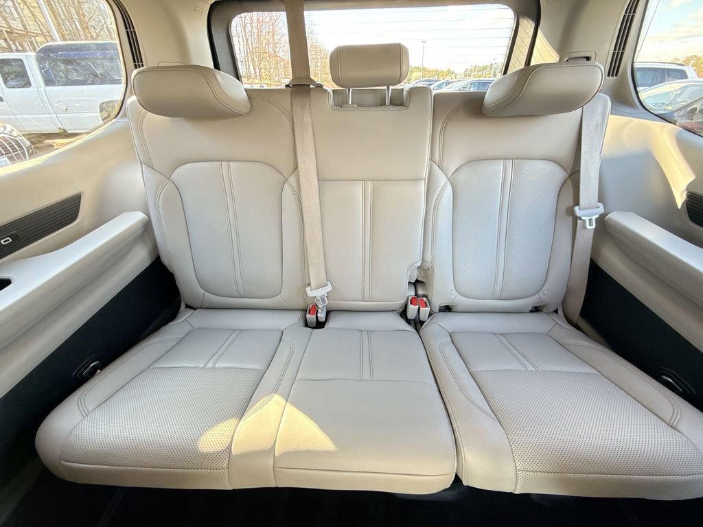 Used 2022 Jeep Wagoneer Series III w/ Flexible Seating Group image 24