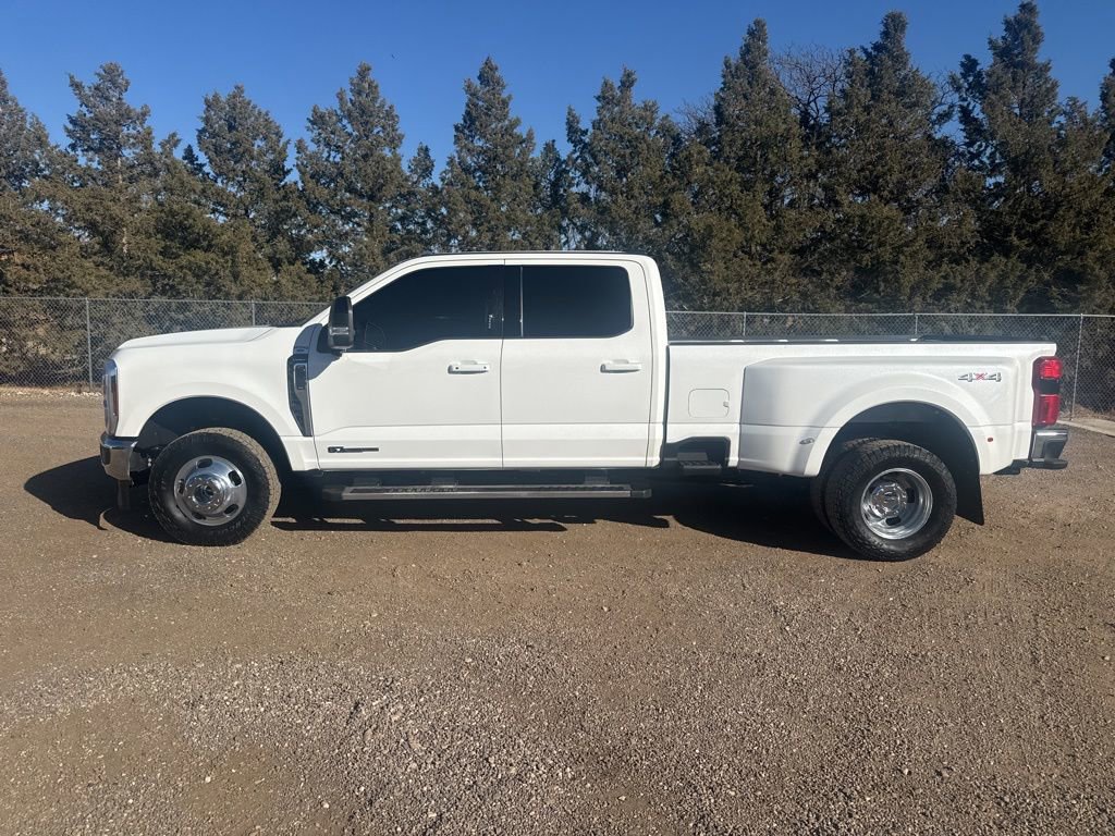 Used 2024 Ford F350 Lariat w/ FX4 Off-Road Package image 3