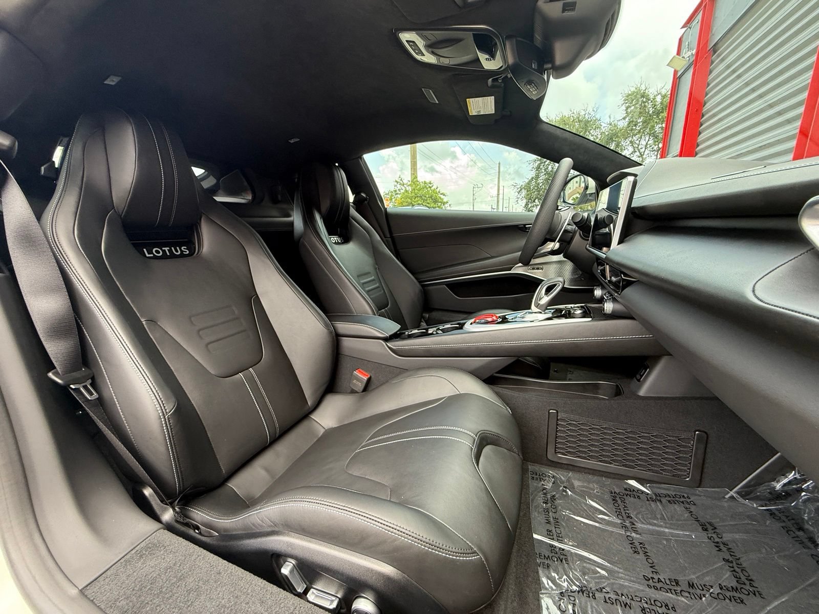 Used 2025 Lotus Emira RWD image 45