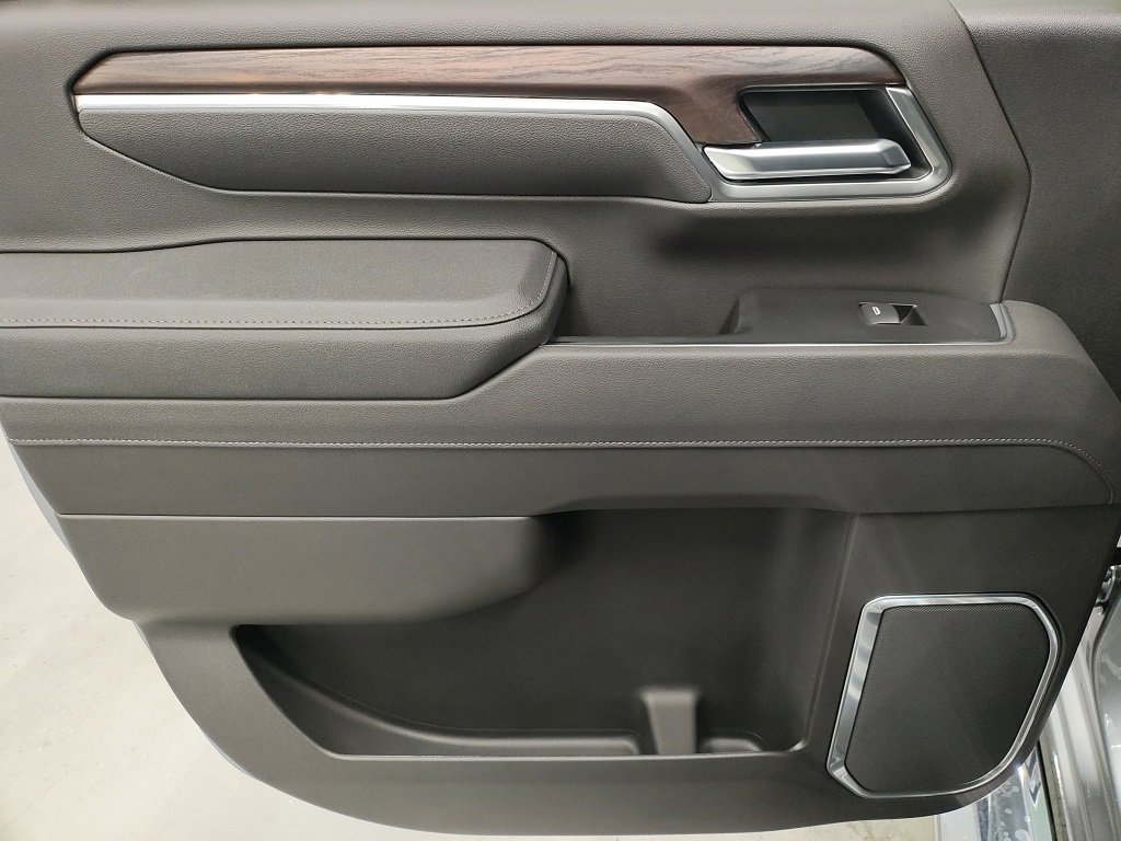 New 2026 GMC Sierra 2500 SLT image 28