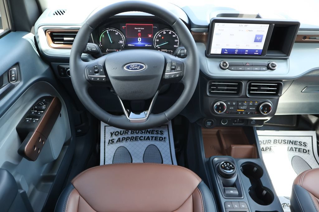 Used 2023 Ford Maverick Lariat w/ Lariat Luxury Package FWD image 6