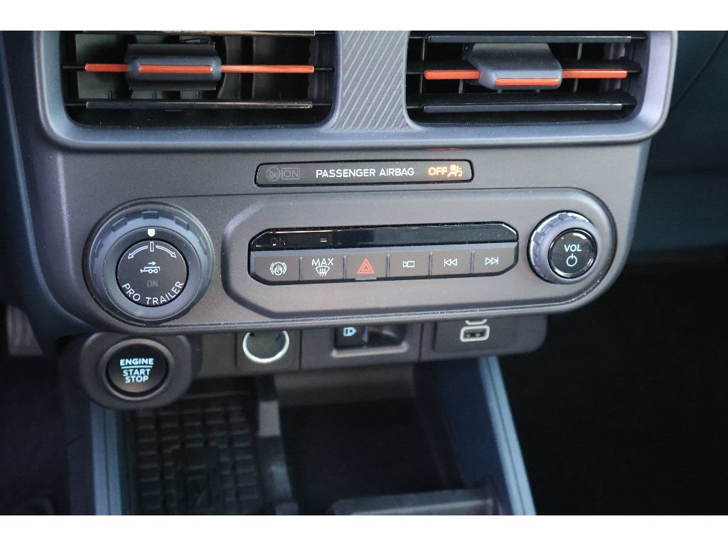 Used 2025 Ford Maverick Lariat AWD/4WD image 26