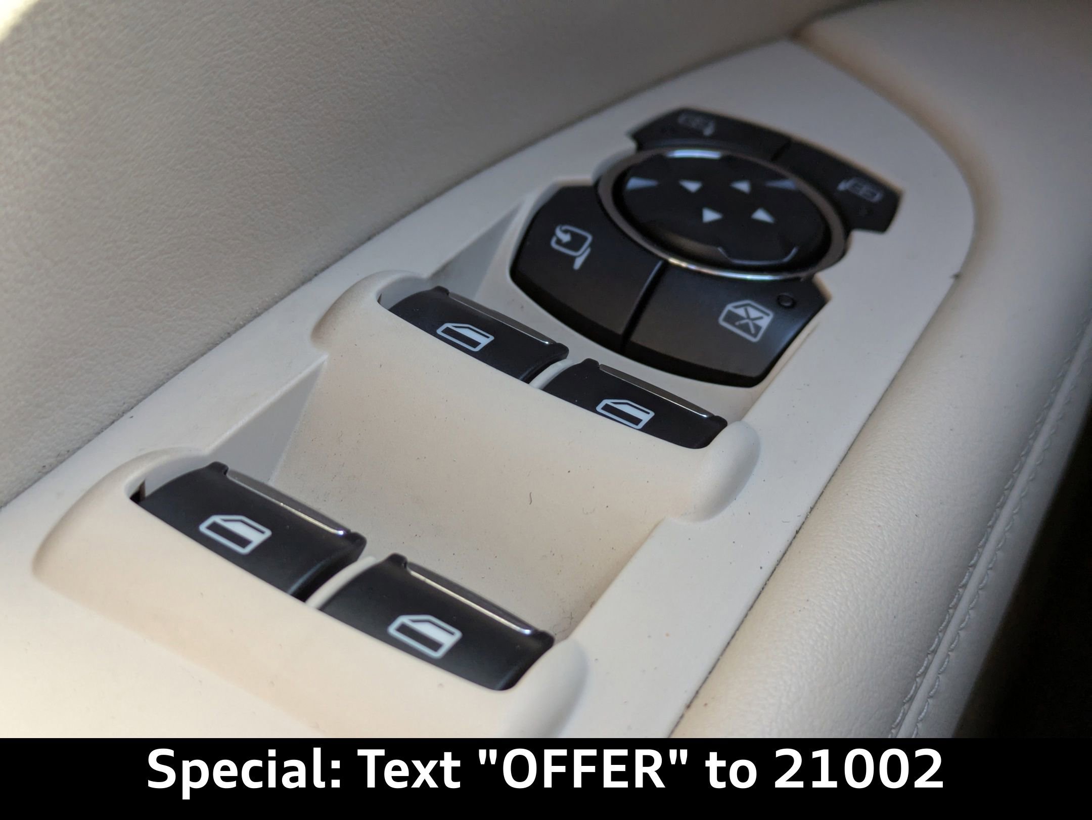 Used 2017 Lincoln MKZ Reserve image 24