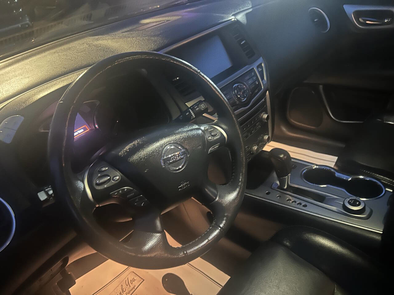 Used 2020 Nissan Pathfinder SL image 11