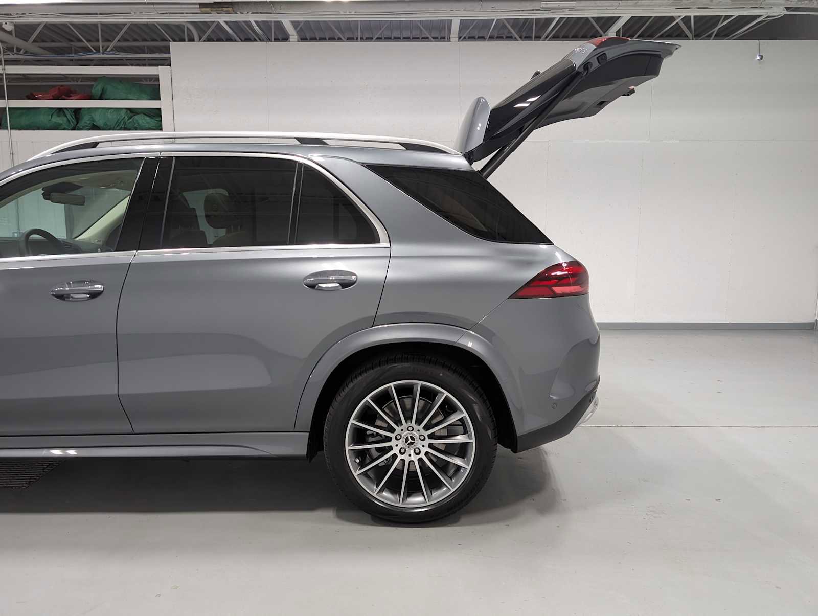 New 2026 Mercedes-Benz GLE 350 4MATIC image 9