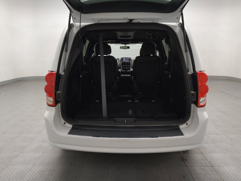 Used 2017 Dodge Grand Caravan GT w/ Mopar Premium Addition Group FWD image 29