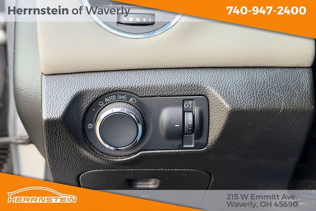 Used 2013 Chevrolet Cruze LS image 17